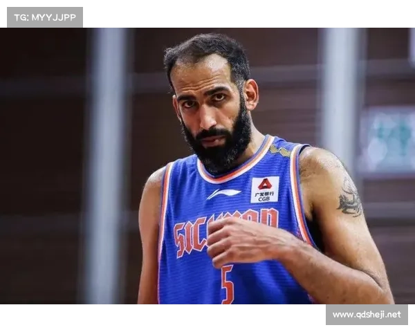 哈达迪坚持不退役的决心与他职业生涯中的心路历程探索